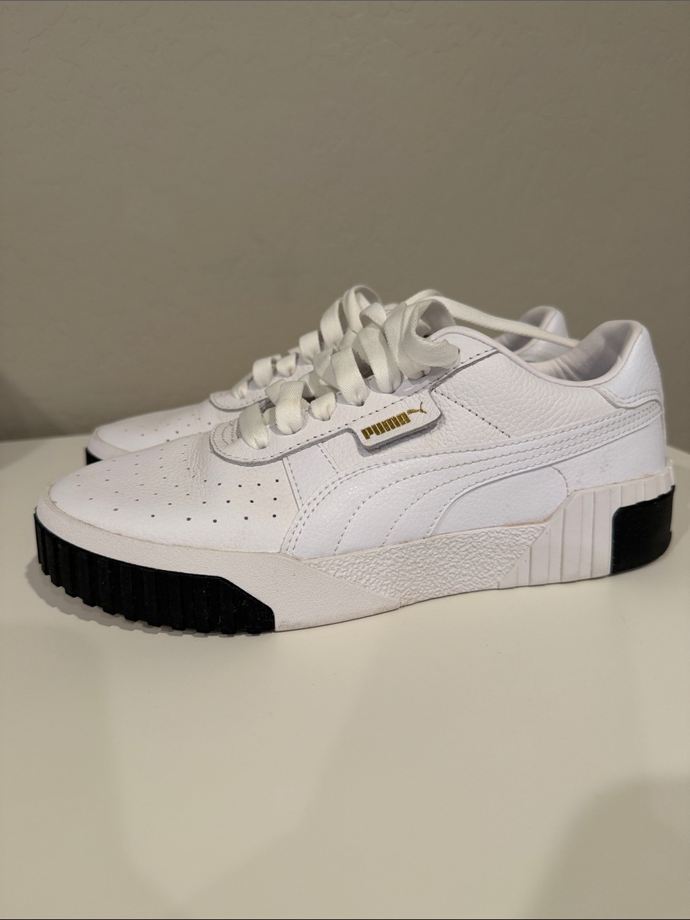 Puma White Low-Top Leather Sneakers with Black Sole Accents (Cali Wns)